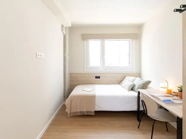 Studio Plus room image 2